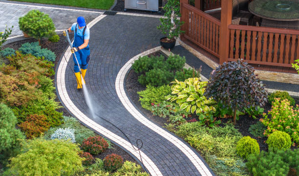 Best Sidewalk Pressure Washing  in Greenbriar, VA